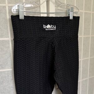 Booty by Brabants Black Croco Leggings Size L